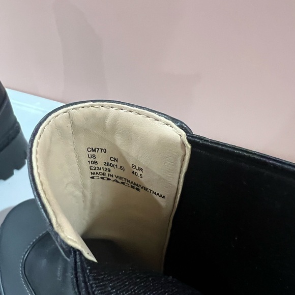 Coach Jayla Bootie never worn - Picture 9 of 9